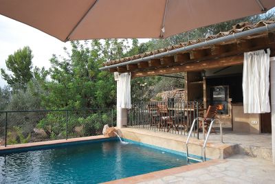 Kleines Berghaus mit Meerblick  und Pool in den Bergen oberhalb Sóller zur Langzeitmiete