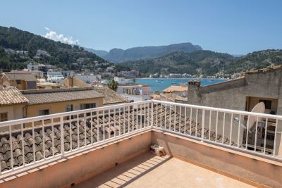 Grosse Wohnung mit Dachterrasse und Lift in Port de Sóller zur Langzeitmiete