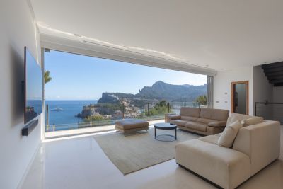 Atemberaubende moderne Villa in bester Lage in Port de Sóller