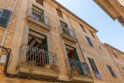 Stadthaus mit Terrasse im Herzen von Sóller