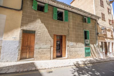 Stadthaus mit zwei Einheiten im Zentrum von Sóller