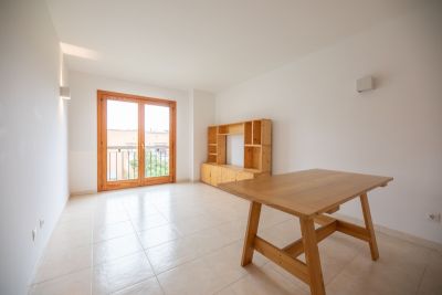 Wohnung im ersten Stock in Alaró zu vermieten.