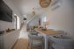 Modernes Einfamilienhaus mit Garten und Parkplatz